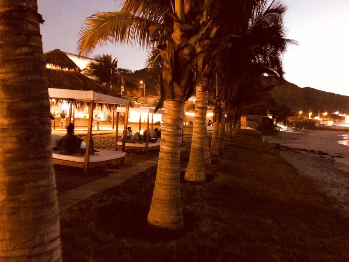 Socialtel Mancora Hotel Kültér fotó