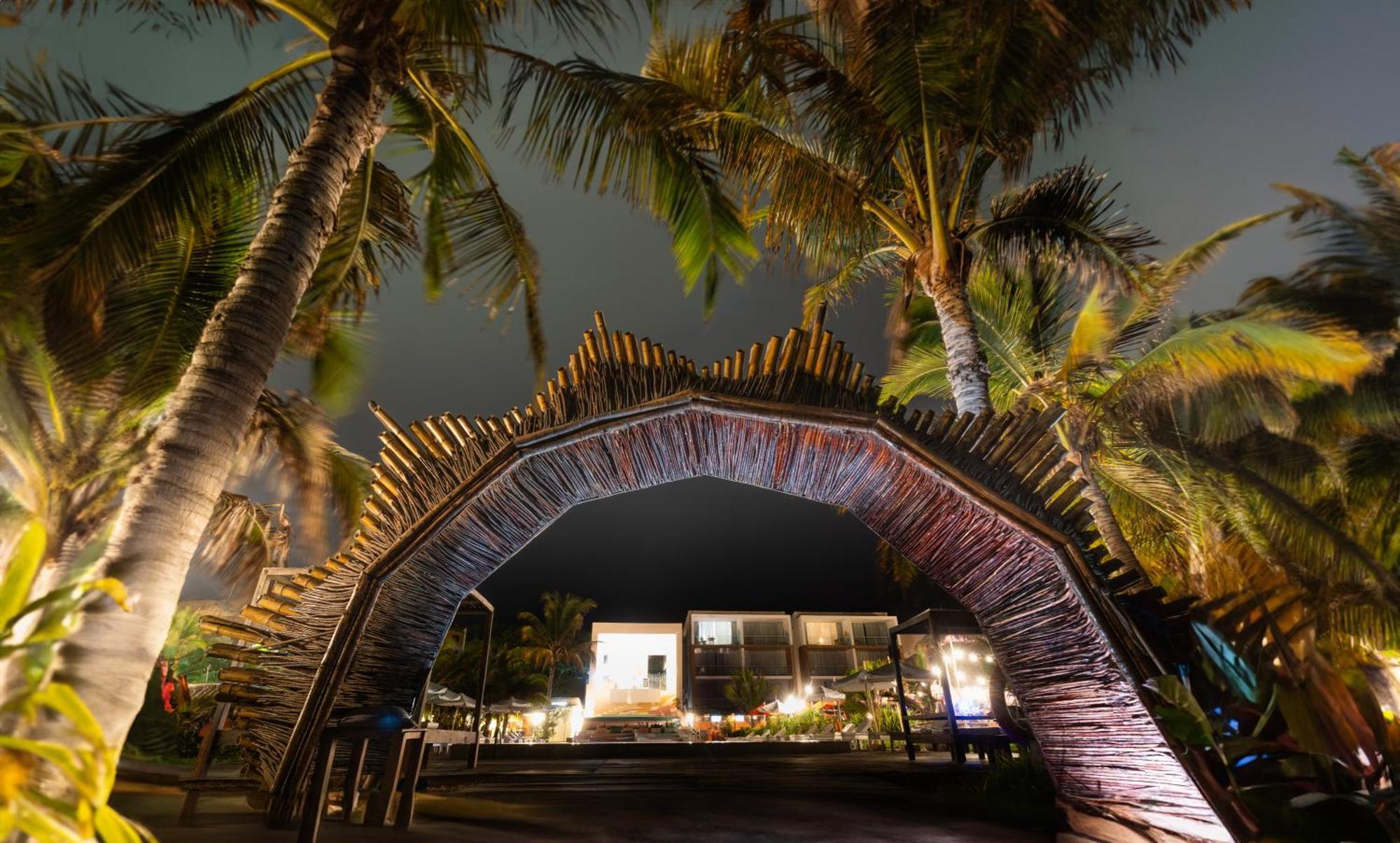 Socialtel Mancora Hotel Kültér fotó